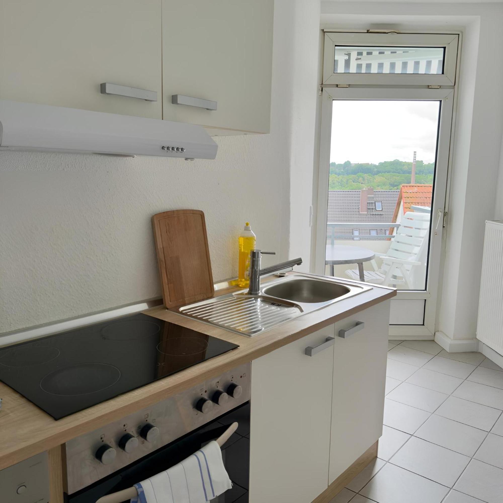 Raha Apartments - Ihr Komfortables Zuhause - Garten - Vollausstattung - Balkon - Parkplatz 카셀 외부 사진